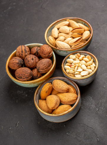 collections/dry-fruit-thal-gift-pack
